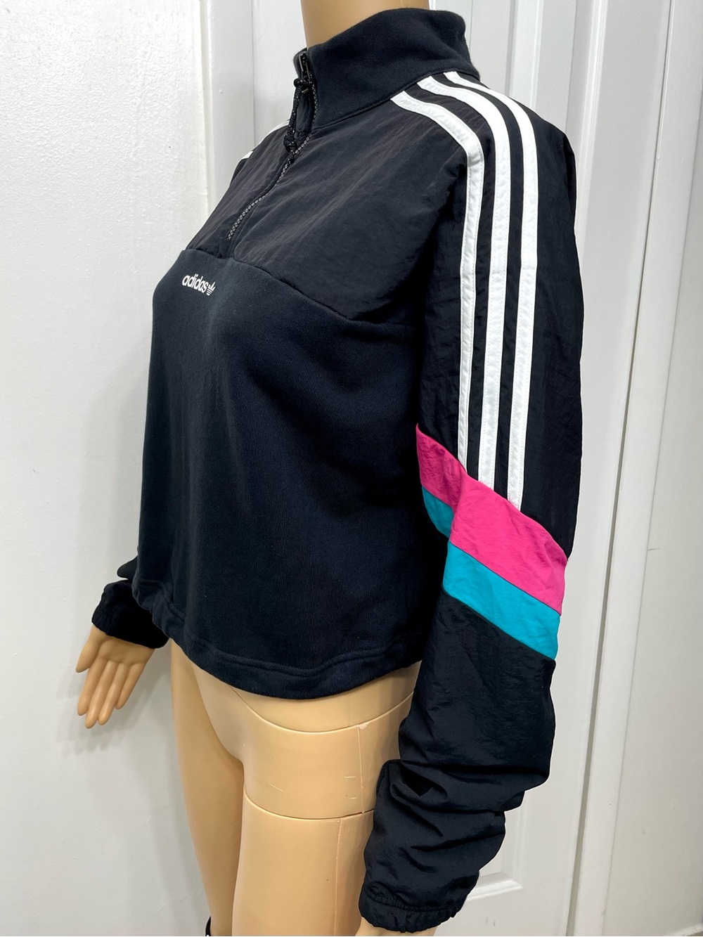 adidas Originals Half-Zip Crop Track Jacket Black Cropped Active Top size L - Picture 6 of 13